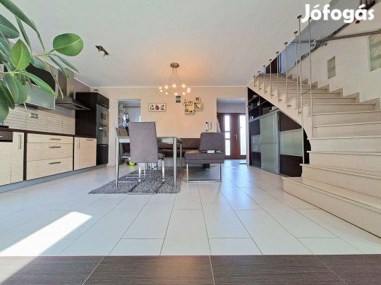 Kőszeg közelében, hegyekre néző, A++, csodálatos ház eladó !