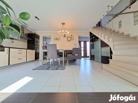 Kőszeg közelében, hegyekre néző, korszerű, A++ energetikájú ház eladó