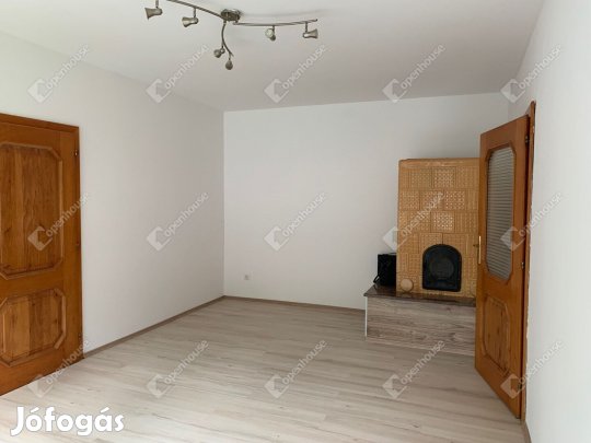 Kőszegi 54 nm-es lakás eladó