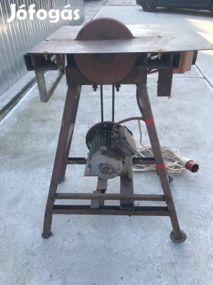 Köszörú / cirkula