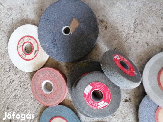 Köszörűkő egyben több féle