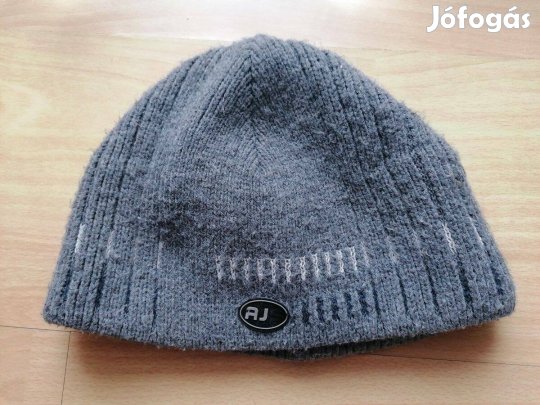 Kötött + bélelt téli sapka