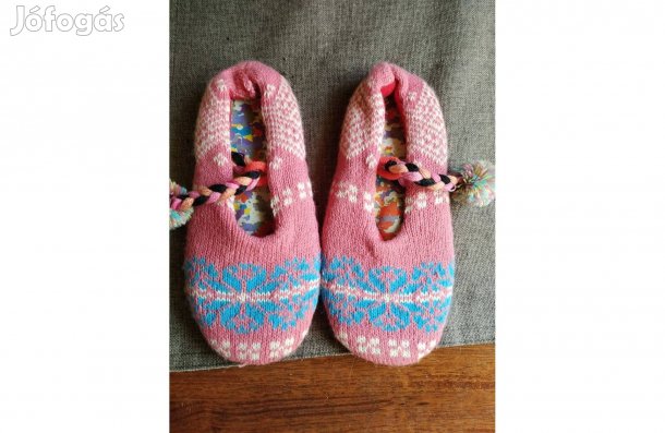 Kötött papucs bojtos Nem Használt