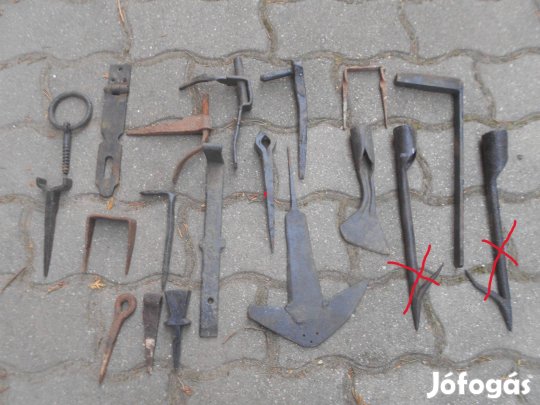 Kovácsolási eljárással készült tárgyak eladók