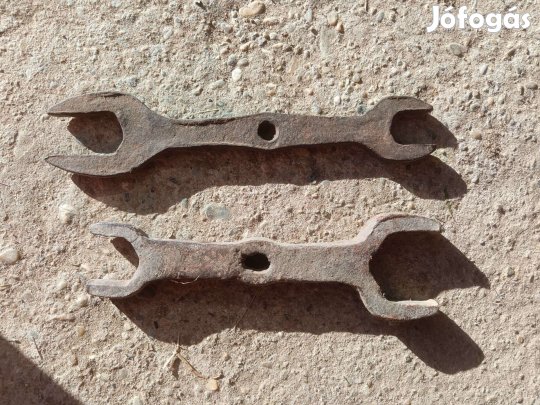 Kovácsolt vas villás eke kulcs vintage ,jó állapotban ,szett ár