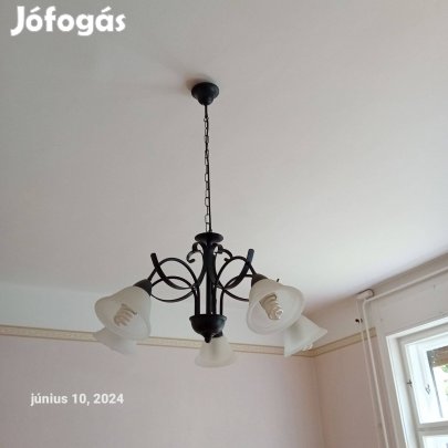 Kovácsoltvas csillár