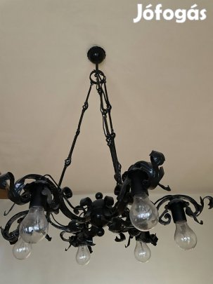 Kovácsoltvas csillár