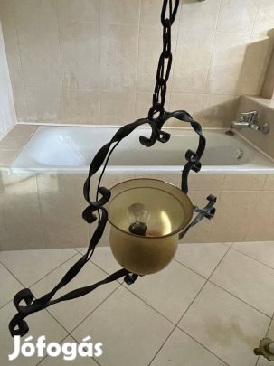 Kovácsoltvas csillár