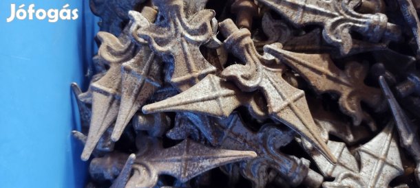 Kovácsoltvas elemek 100db