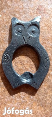 Kovácsoltvas kulcstartó