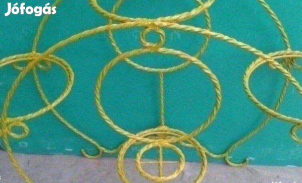 Kovácsoltvas virágtartó fém virágállvány