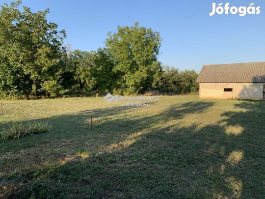 Kozármislenyi eladó 2162 nm-es telek