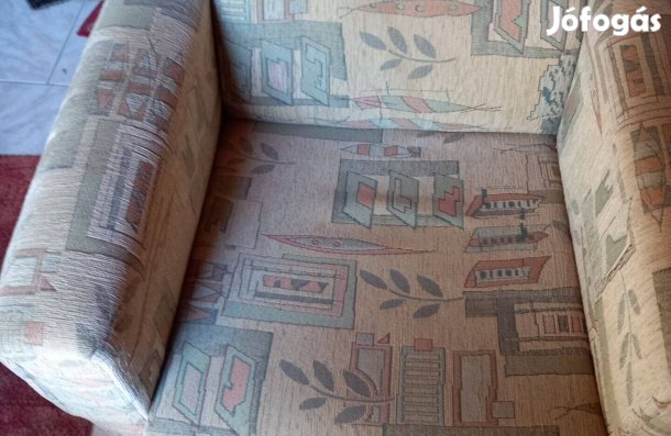 Közepes méretü ,görgős fotel nyaralóból eladó