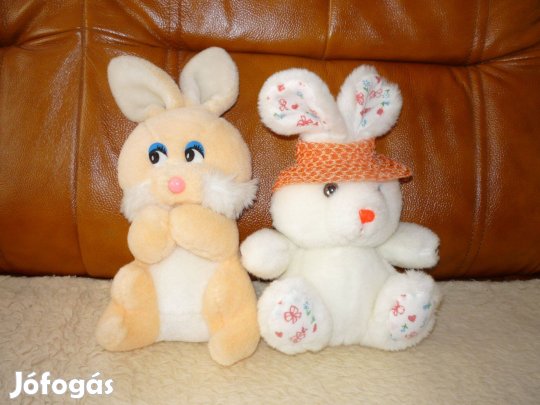 Közepes méretű plüss nyuszik (2 db)