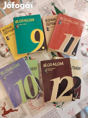 Középiskolai tankönyvek