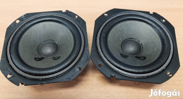 Középsugárzó hangszóró pár 