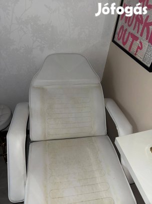 Kozmetikai kezelőágy