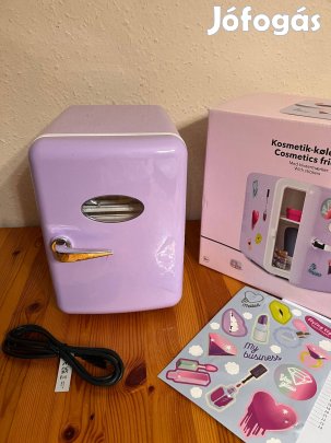 Kozmetikai mini hűtőszekrény