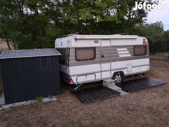 Közműves építési TELEK BALATONKENESE folyamatosan fejlődő részén!