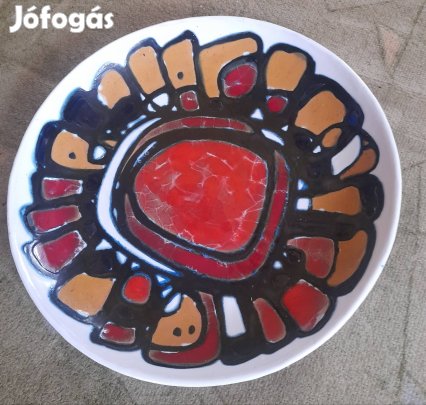 Krajtsovits Margit falitányér