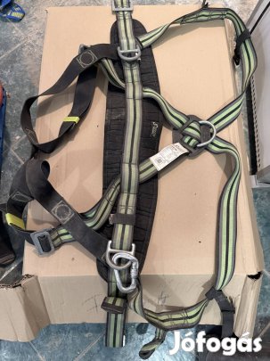 Kratos testheveder eladó .