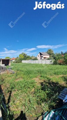 Kreatív új tulajdonosát várja!