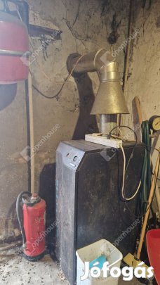 Kreatív új tulajdonosát várja!