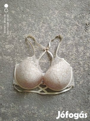 Krém színű csipkés előformázott melltartó különleges 80D