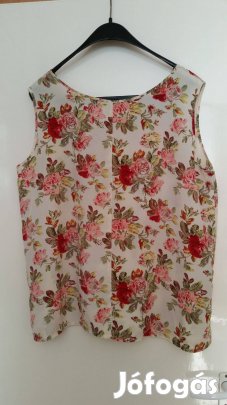 Krém színű rózsa mintás ujjatlan blúz 48-as
