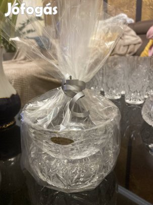 Kristály hamutartó és tálka