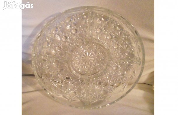 Kristály tál peremes