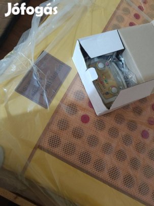 Kristálymatrac kicsi