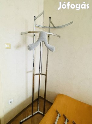 Króm ruha állvány butikba ruha boltba + 3 fali akasztó rúd  