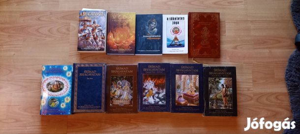 Krsna könyvek hibátlan állapotban egyben eladóak