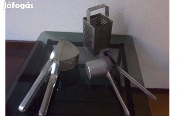 Krumplinyomó burgonya törő Újpest központ közelében