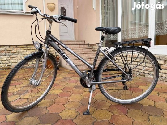 Ktm 28-as aluvázas agydinamós újszerű Trekking kerékpár 48cm