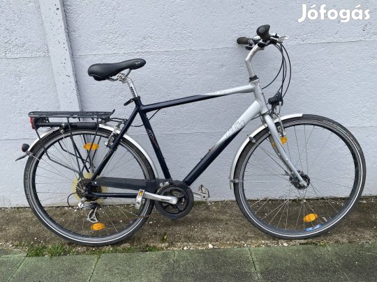 Ktm 28-as aluvázas agydinamós újszerű minőségi Trekking kerékpár 