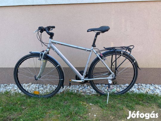 Ktm trekking kerékpár 51-es vázmérettel, 26-os kerékmérettel