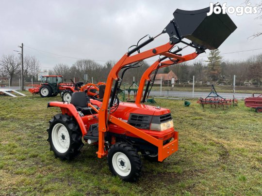 Kubota 23LE japán kistraktor traktor kerti gép Ingyenes Szállítás