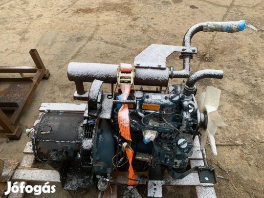 Kubota D1105 3 hengeres motor