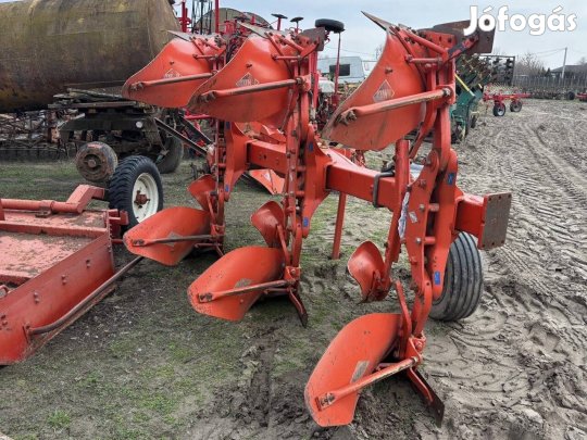 Kuhn 4 fejes váltvaforgató eke 4+1 5 fejes eke
