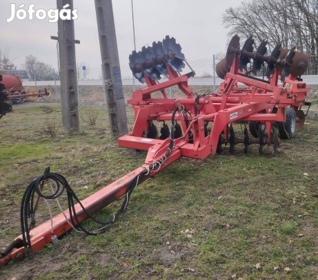 Kühne 5,2 méteres nehéztárcsa jó műszaki állapotban, 2005-ös évjárat