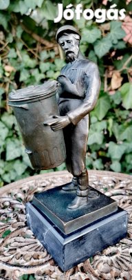 Kukás Bácsi - bronz szobor műalkotás