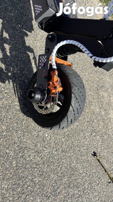 Kukirin G4 Elektromos Roller