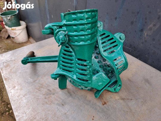 Kukorica -tengeri morzsoló felújított állapotú