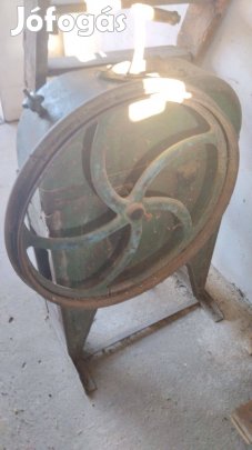 Kukorica morzsoló mechanikus