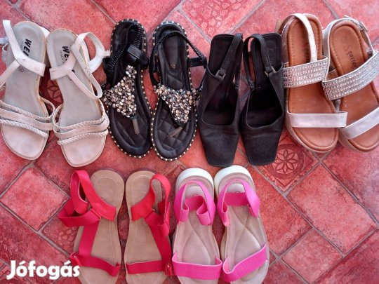 Különböző Új ill újszerű női szandál