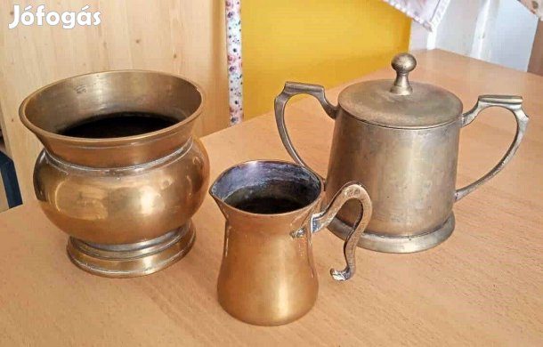 Különböző anyagú, funkciójú, régi/antik réz és alpakka tárgyak