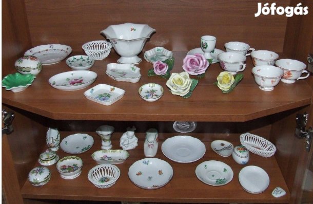 Különböző jegyű herendi porcelán