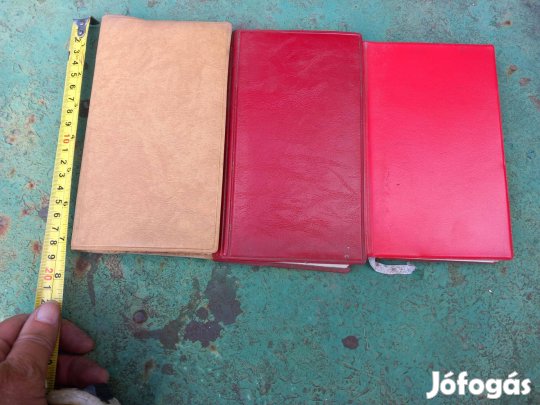 Különböző régi bőrfedeles határidőnapló kb 10x20cm